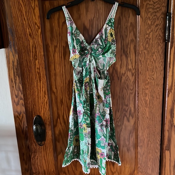 Trina Turk Cacti Cut Out Dress Sizes S M and L NWT - Picture 7 of 16